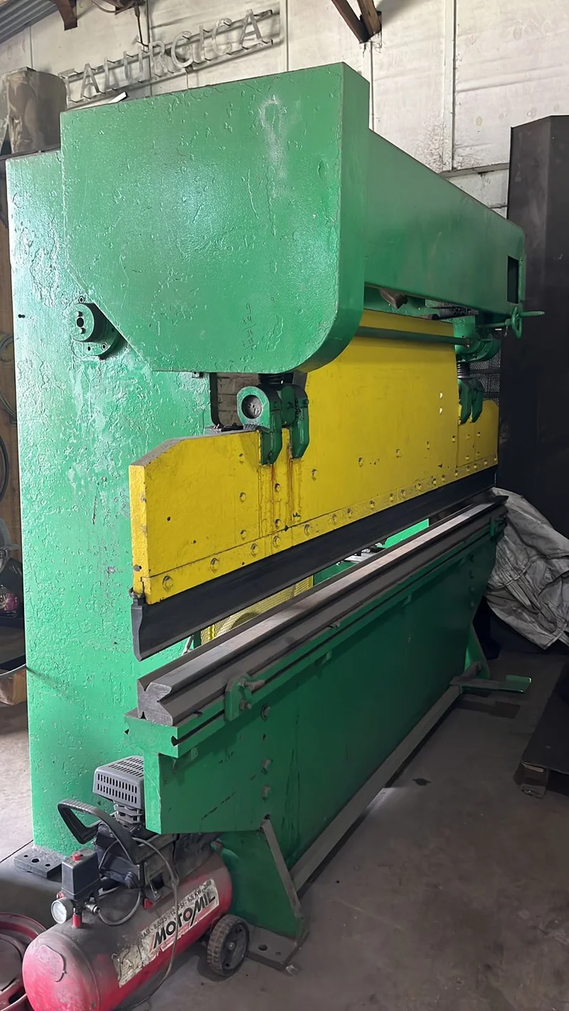 Dobradeira Solimaq - Corte e Dobra | Hercules Equipamentos